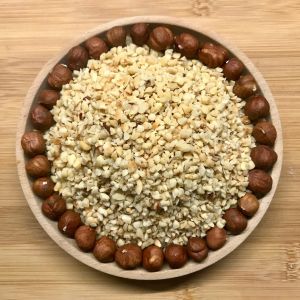 Bio Haselnusskerne gehackt / geröstet
